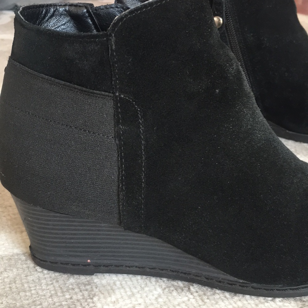 Women’s Lauren Blakwell Suede Boots - Picture 4 of 8